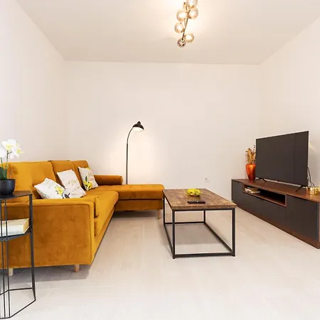 شقة Elly's Empire