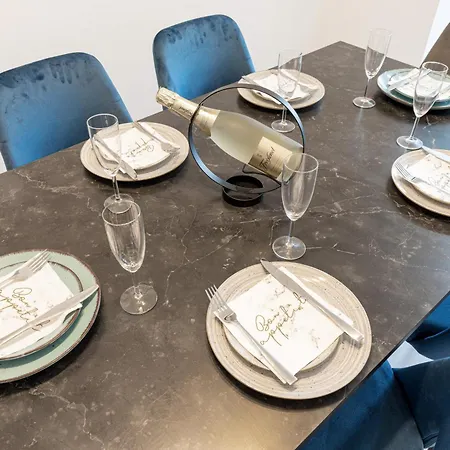 Elly's Empire Apartment Rovinj