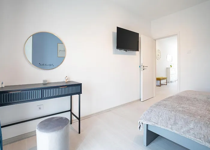 Elly's Empire Rovinj