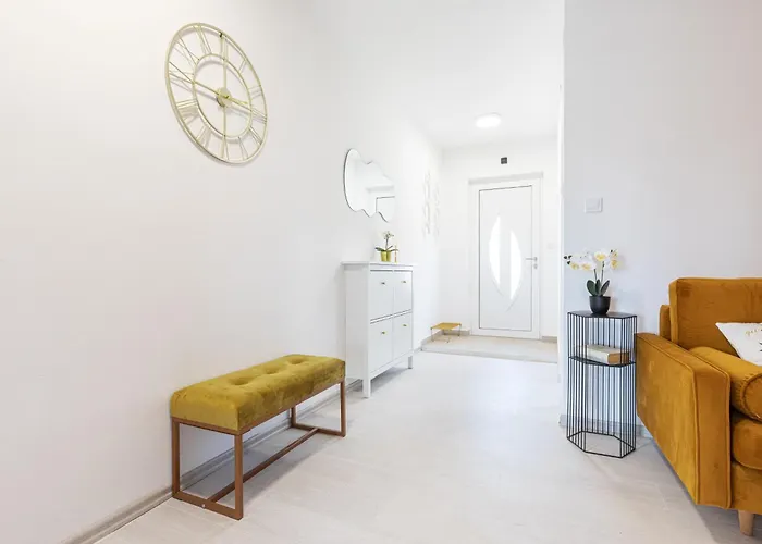 Elly's Empire * Rovinj