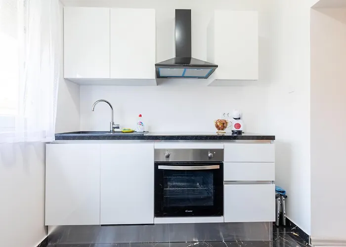 Apartman Elly's Empire *